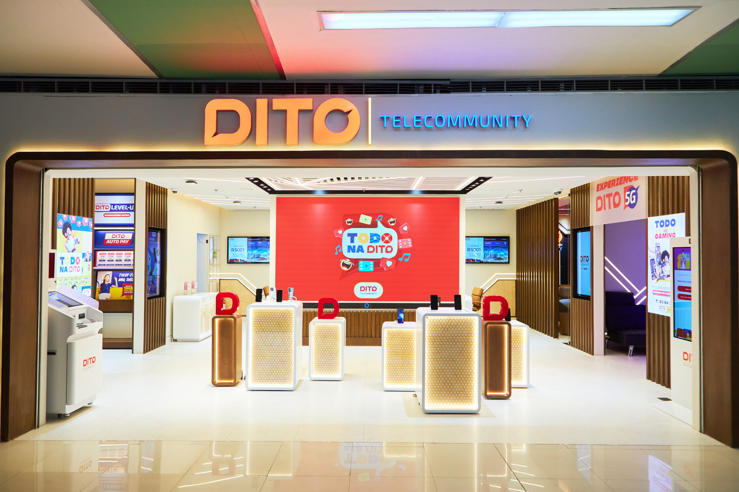 DITO goes TODO in launching its Flagship Experience Store at SM